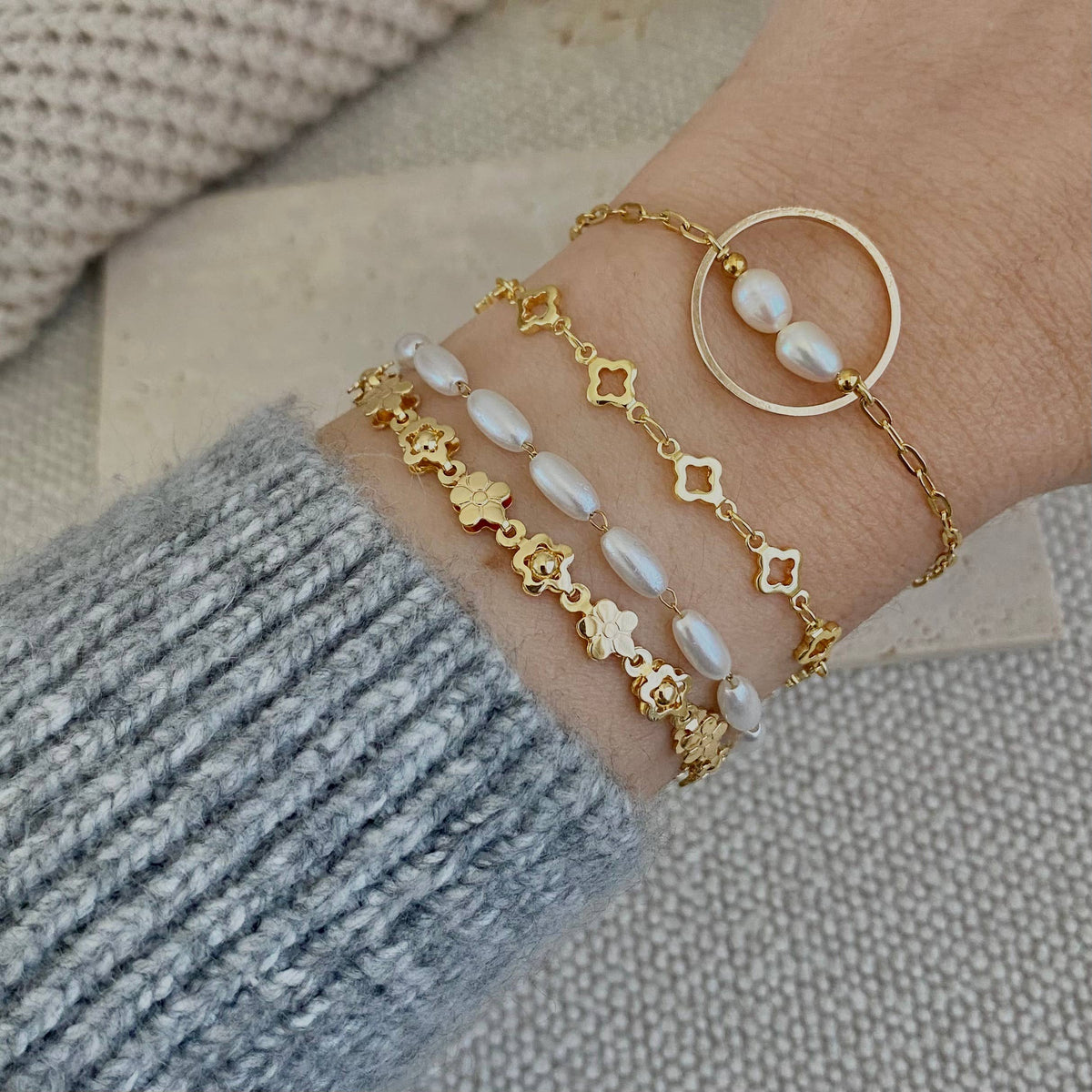 Pearl Charm Bracelet (18k gold plated)
