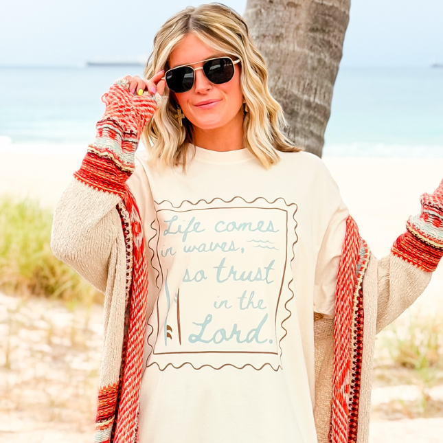 "Life Comes In Waves" | Tee Shirt