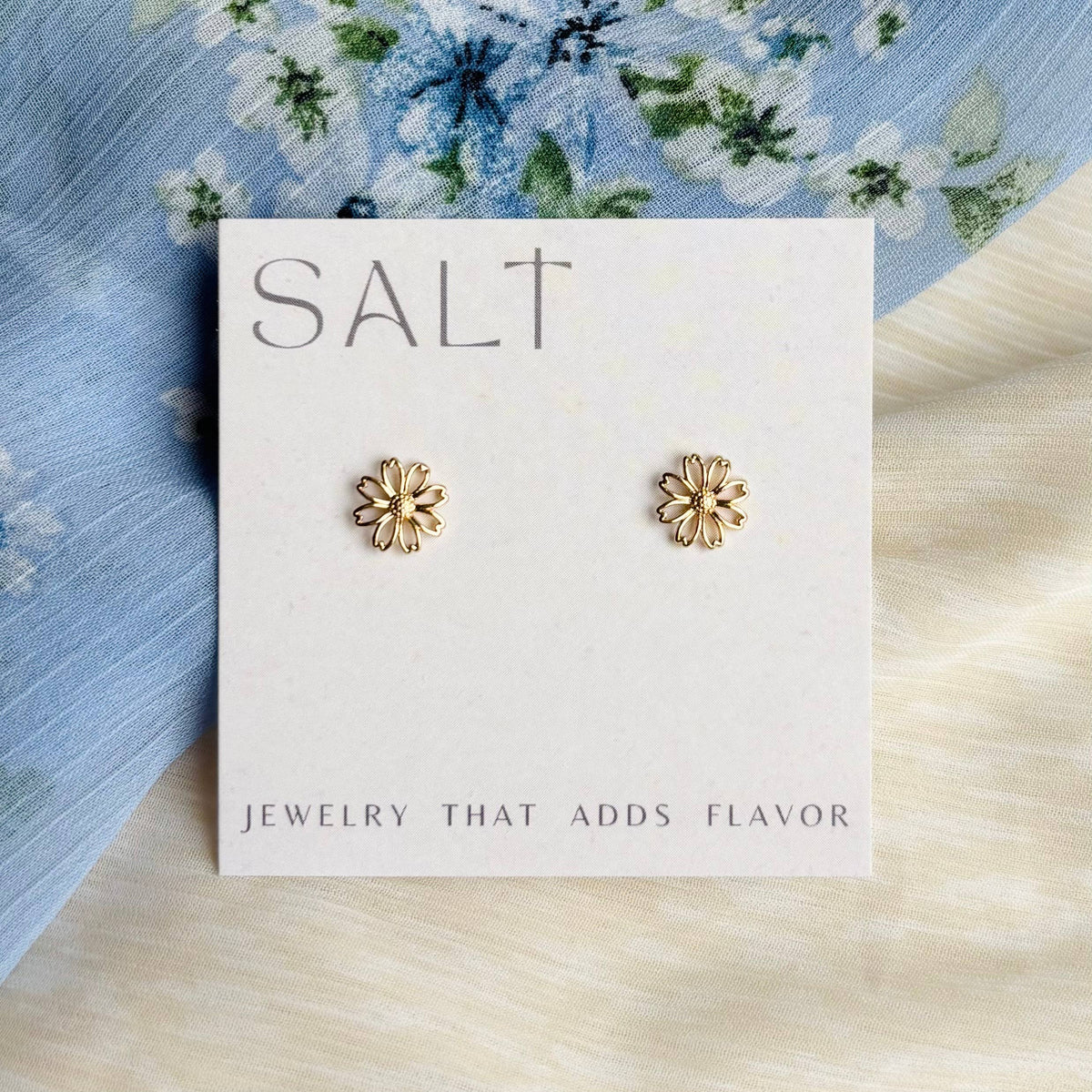 Gold Embossed Daisy Earrings | 18k gold plating