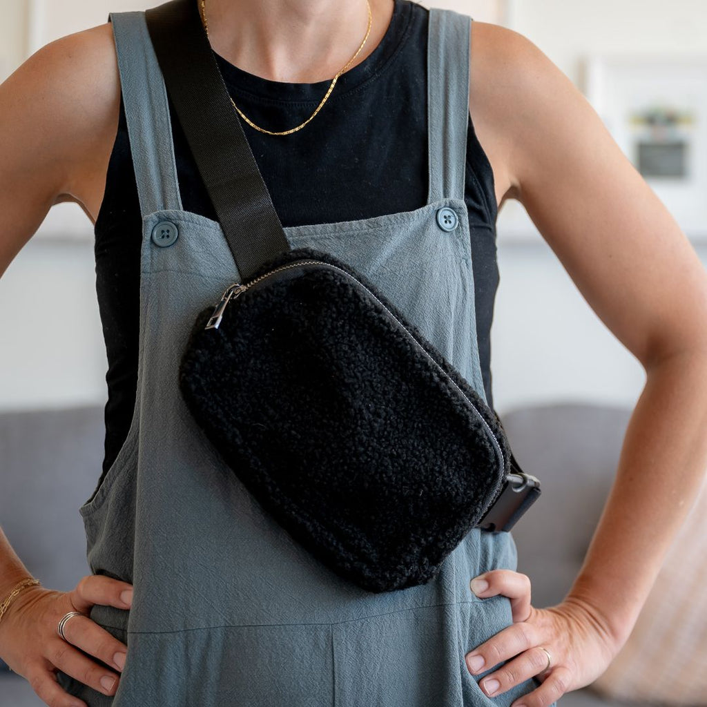 Sherpa Teddy Crossbody Belt Bag: BLACK
