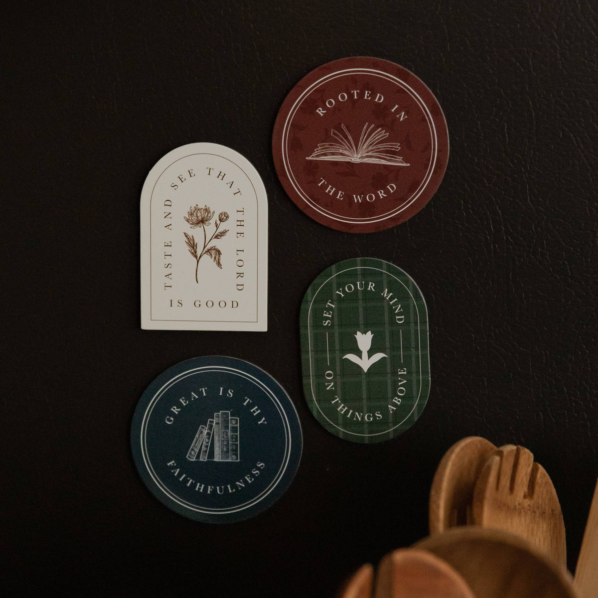 Classic Reminders Magnet Collection
